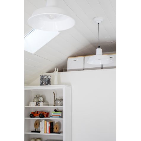 14” Original™ LED Pendant, 200-White | Photo Courtesy of Todd Talbot